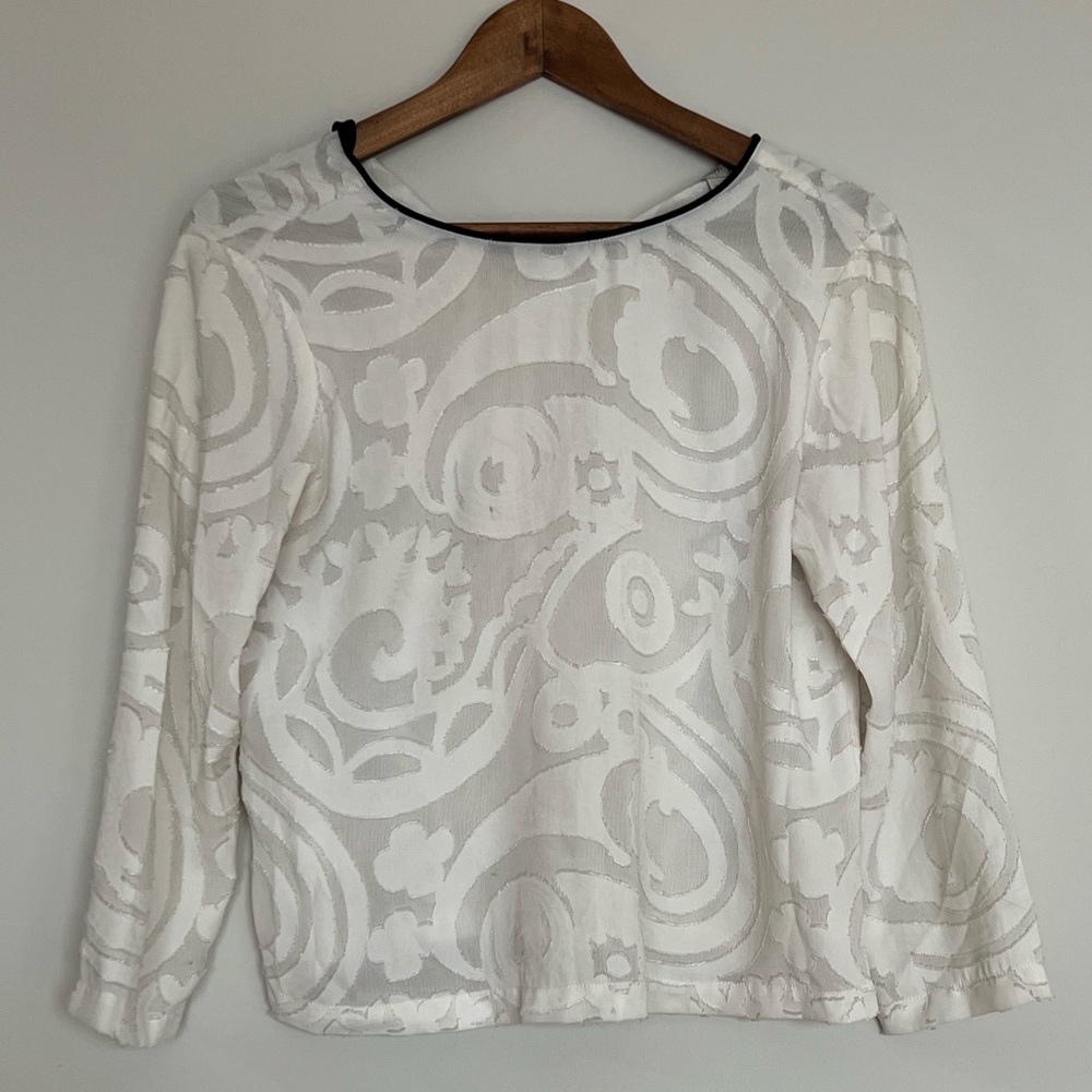 LOFT long sleeve ivory bloused